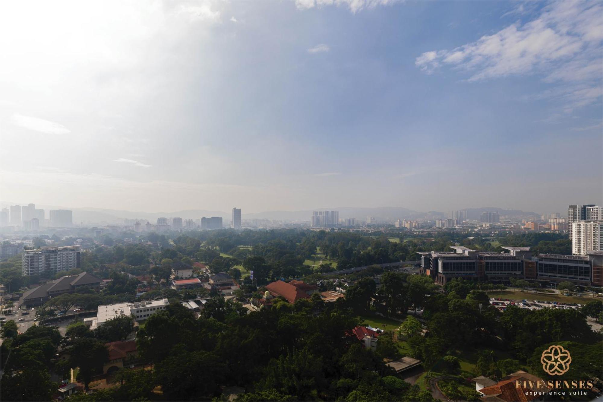 The Manor Residence Klcc By Five Senses Kuala Lumpur Room photo